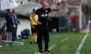 Técnico de time do Brasileirão revela acordo para assumir Kashima Antlers, do Japão