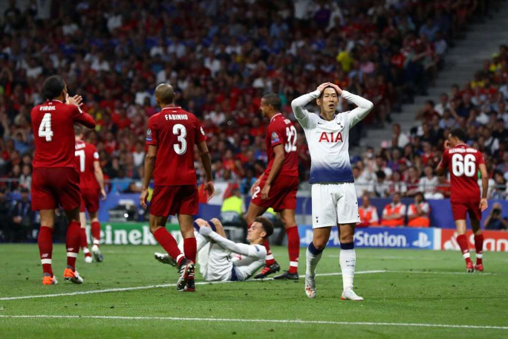 Liverpool e Tottenham fizeram uma final inglesa emocionante