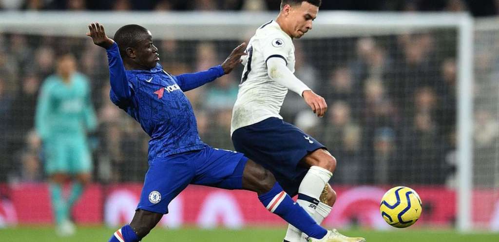 Lance do jogo entre Tottenham e Chelsea