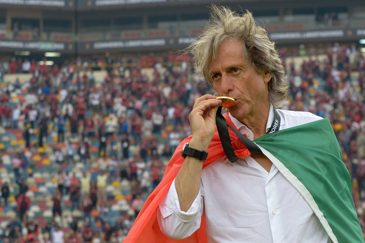 Em chegada a Portugal, Jorge Jesus fala sobre futuro no Flamengo