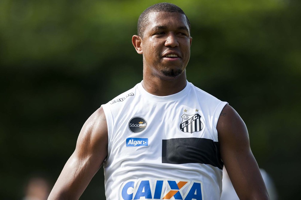 Alagoano: CSA entra na briga e mira contratação de atacante do Santos para 2020