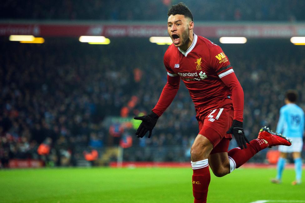 Lesão na decisão do Mundial tira lateral do Liverpool dos últimos jogos de 2019