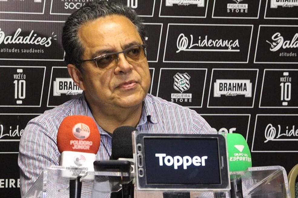 Presidente do Figueirense não se preocupa com STJD: ‘Cumprimos todas obrigações’