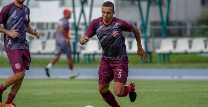 Carioca: Meia ex-Macaé retorna ao Bangu após passagem pelo Bonsucesso