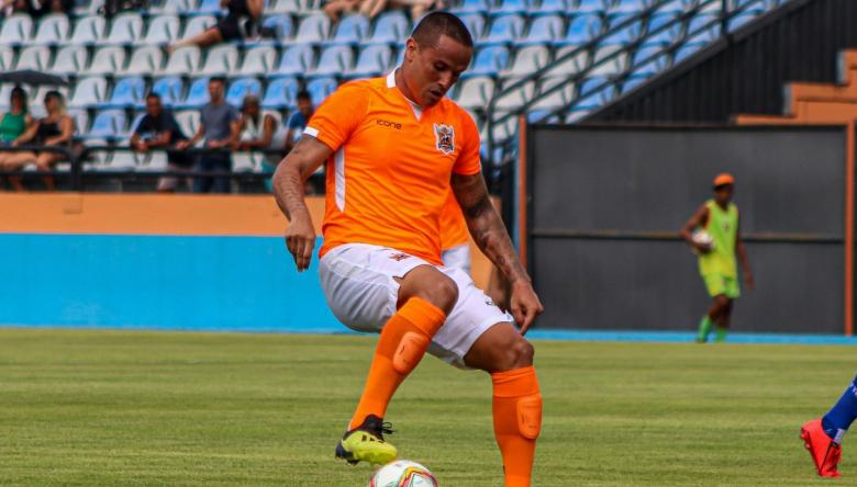 Carioca: Após vitória na estreia, atacante pede para deixar o Nova Iguaçu
