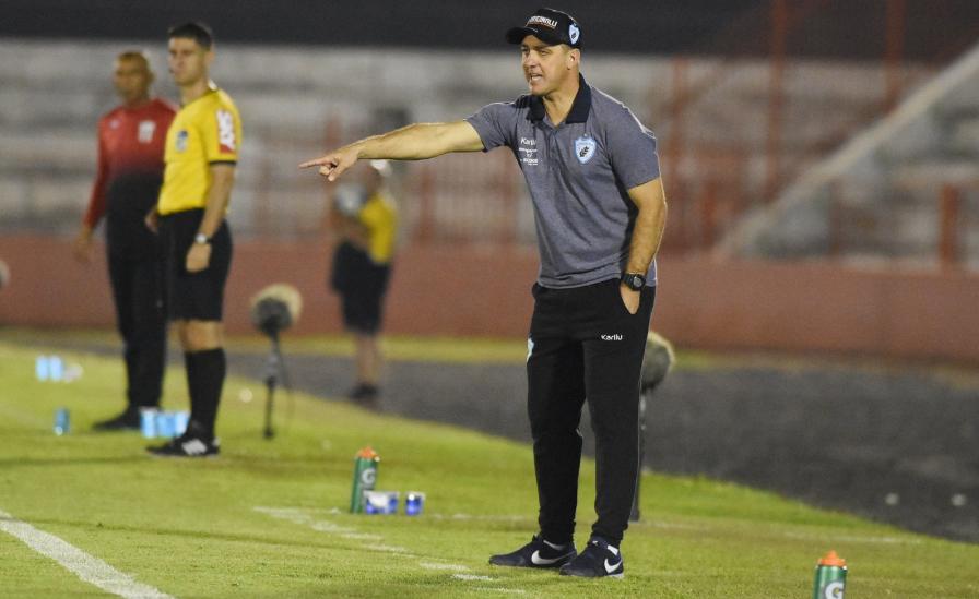Paranaense: Londrina anuncia treinador e confirma aposentadoria de ex-Santos