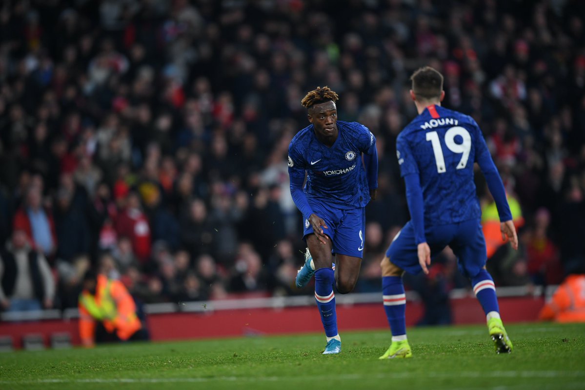 INGLÊS: Chelsea fecha o ano com vitória de virada sobre o Arsenal com dois gols no final