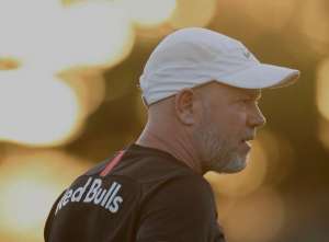 Paulistão: RB Bragantino é pego de surpresa com saída de técnico e exige multa rescisória