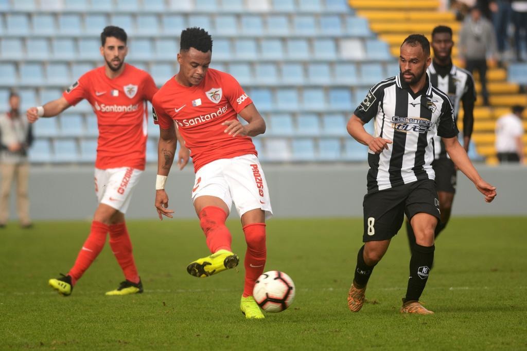 Paulistão: Guarani oficializa contratação de dupla com passagem pelo futebol português