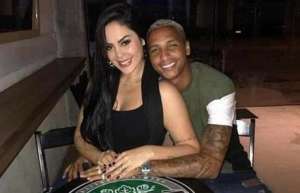 Namorada de Deyverson, cantora revela ameaças de palmeirenses