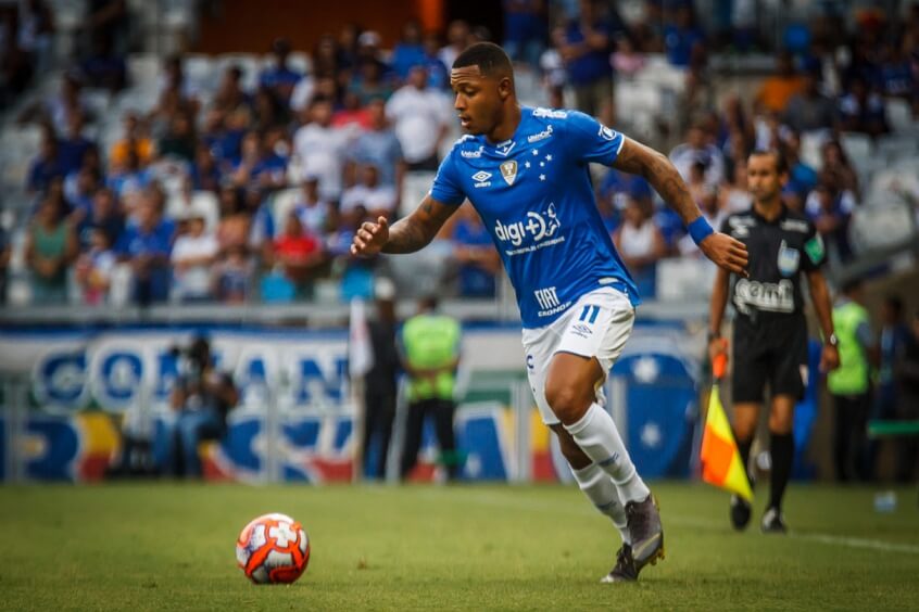 Cearense: Fortaleza fecha com meia do Fla e mira atacante rebaixado pelo Cruzeiro