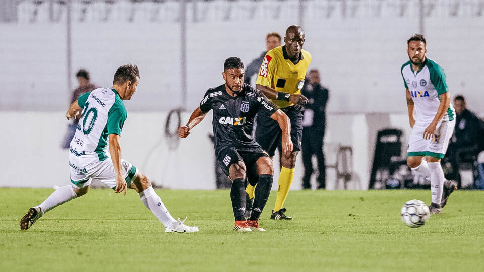 Paranaense: Coritiba atende pedido de técnico e contrata ex-Ponte Preta