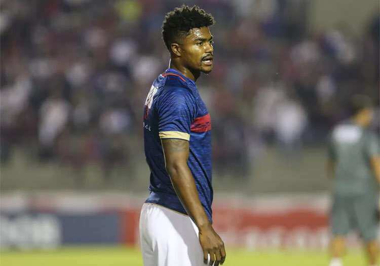 Mineiro: América acerta com zagueiro revelado pelo Internacional