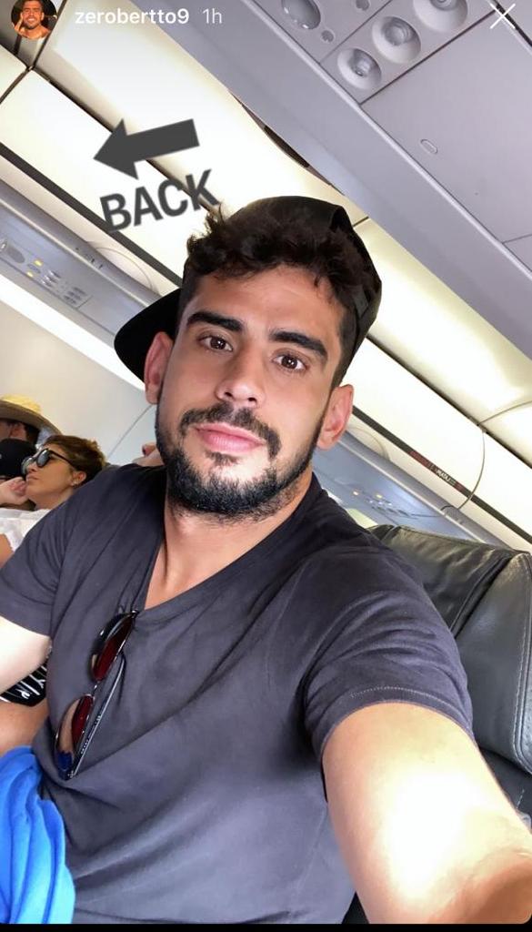 Vai pra onde? Na mira da Ponte, atacante Zé Roberto posta foto em avião