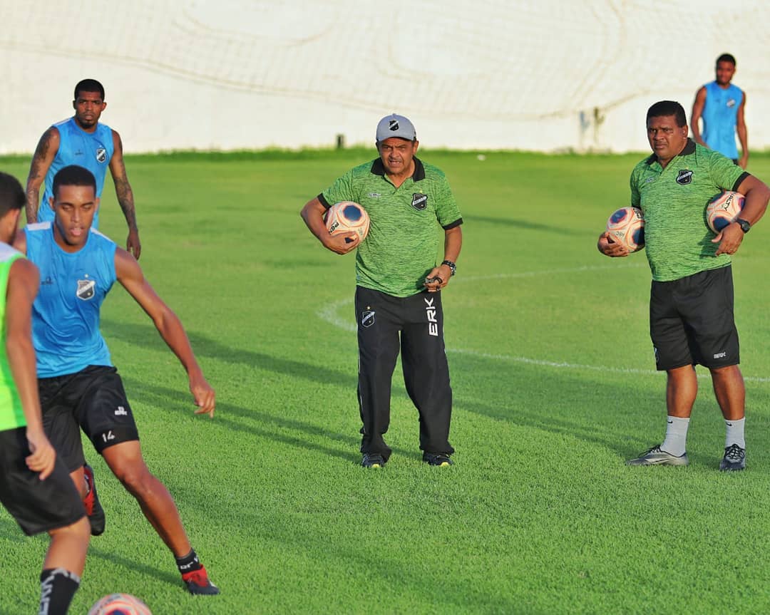 Potiguar: Na terceira passagem pelo ABC, Francisco Dia estreia com vitória