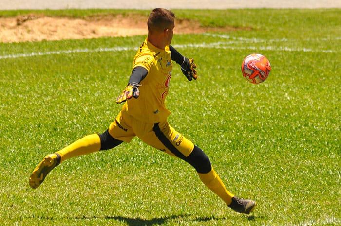 Copa SP: Apesar de derrota em estreia, goleiro é destaque na Internacional de Limeira
