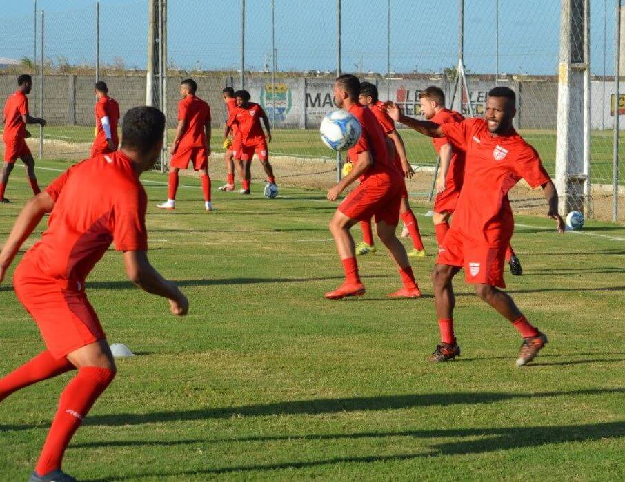 Alagoano: Ex-meia do Corinthians e atacante anunciam saída do CRB