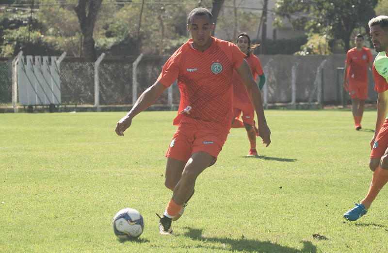 Paulistão: Guarani entra em acordo com atacante e rescinde contrato amigavelmente