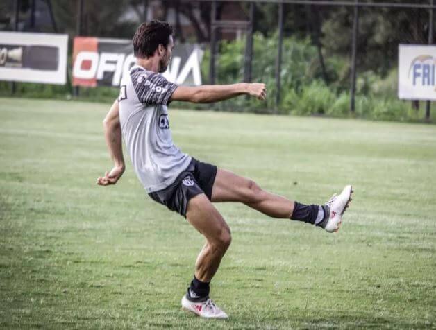 Time da Série B encaminha acerto com Rafael Longuine, ex-Ponte e Guarani