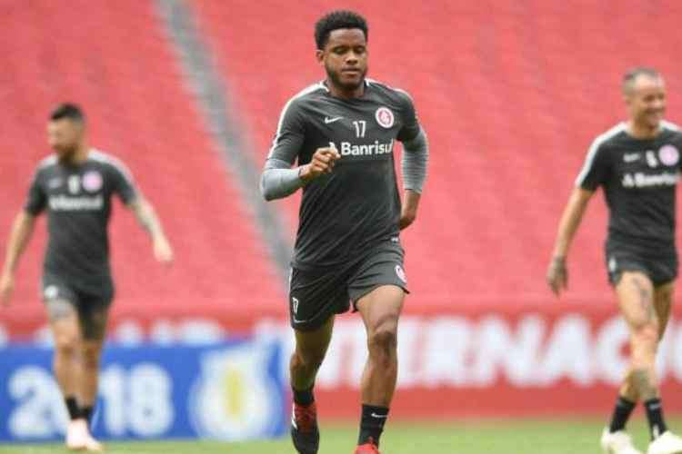 Pernambucano: Ex-volante do Internacional retorna ao Sport para a temporada 2020