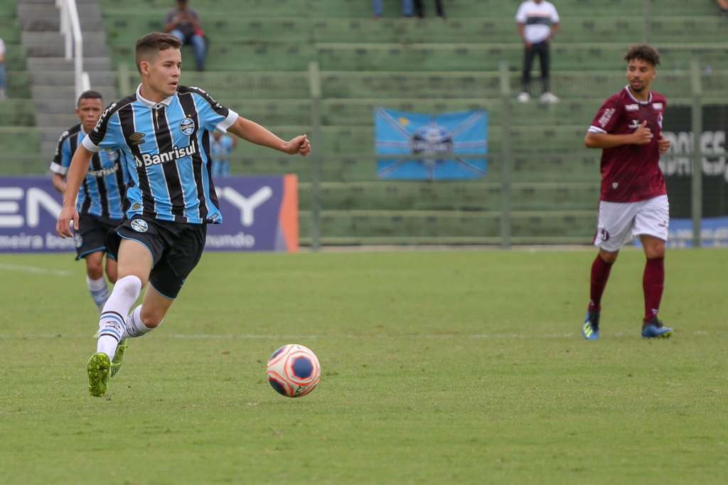 Grêmio tenta se juntar a Fluminense e Palmeiras e avançar ao mata-mata da Copa SP