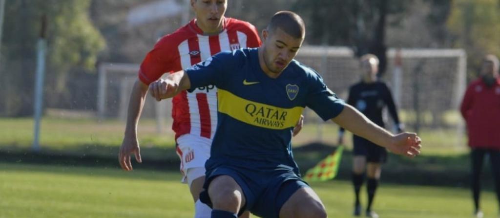 Athletico-PR e Botafogo disputam jovem jogador do Boca Juniors
