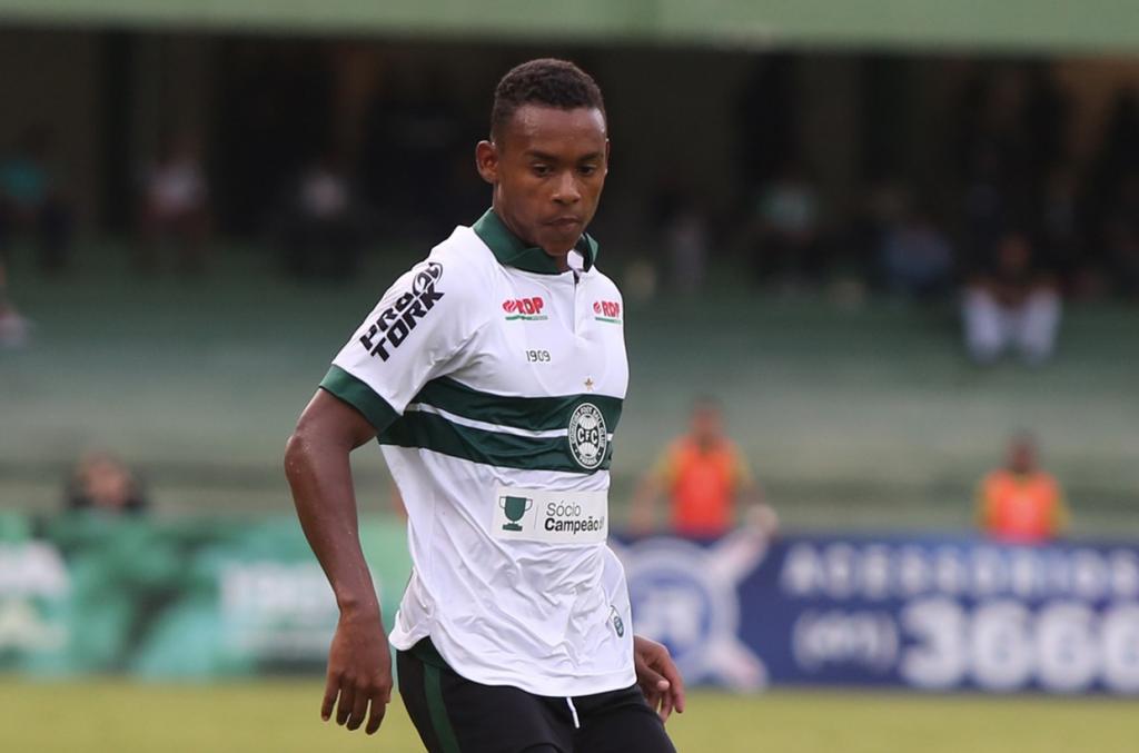 Paranaense: Cria do Coritiba e campeão da Série D reforçam o Londrina