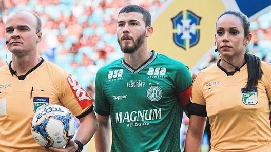 Após deixar o Guarani, zagueiro do Vasco acerta com time do Brasileirão