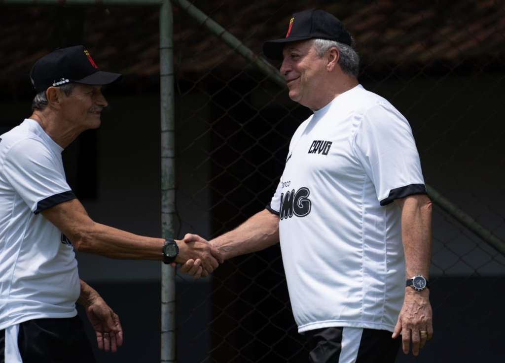 Com elenco reduzido no Vasco, Abel prevê disputa do Carioca com atletas sub-20