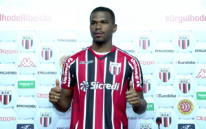 Paulistão: Apresentado, atacante fala sobre escolha pelo Botafogo: 'Sonho de família'