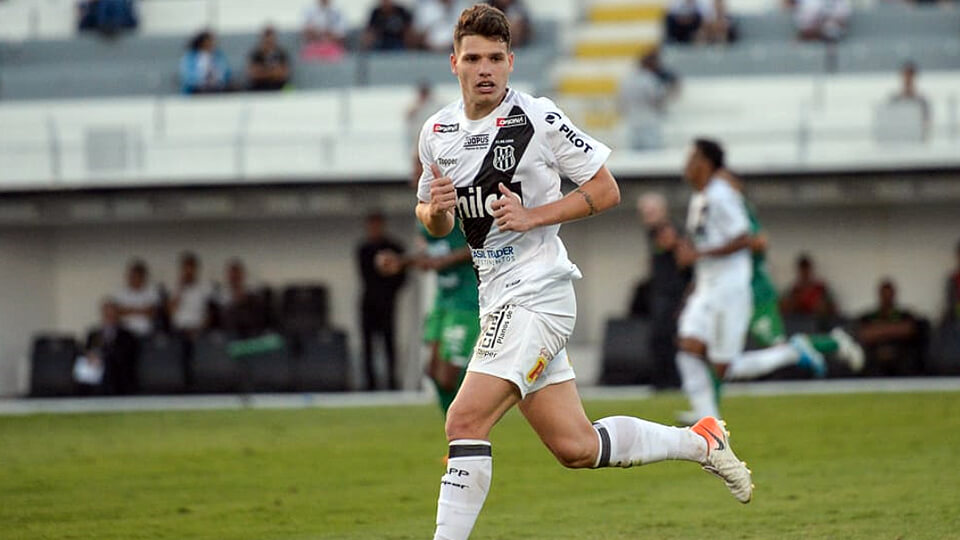 Baiano: Vitória aguarda detalhes para anunciar ex-atacante da Ponte