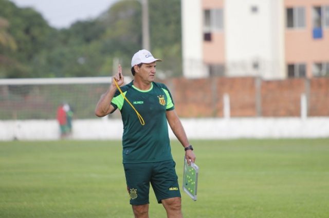 Maranhense: Por time ideal, Brigatti testa Sampaio Corrêa em amistoso no Piauí