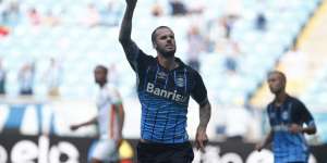 Paulistão: Perto de anunciar goleiro, Ferroviária busca contratar zagueiro ex-Grêmio