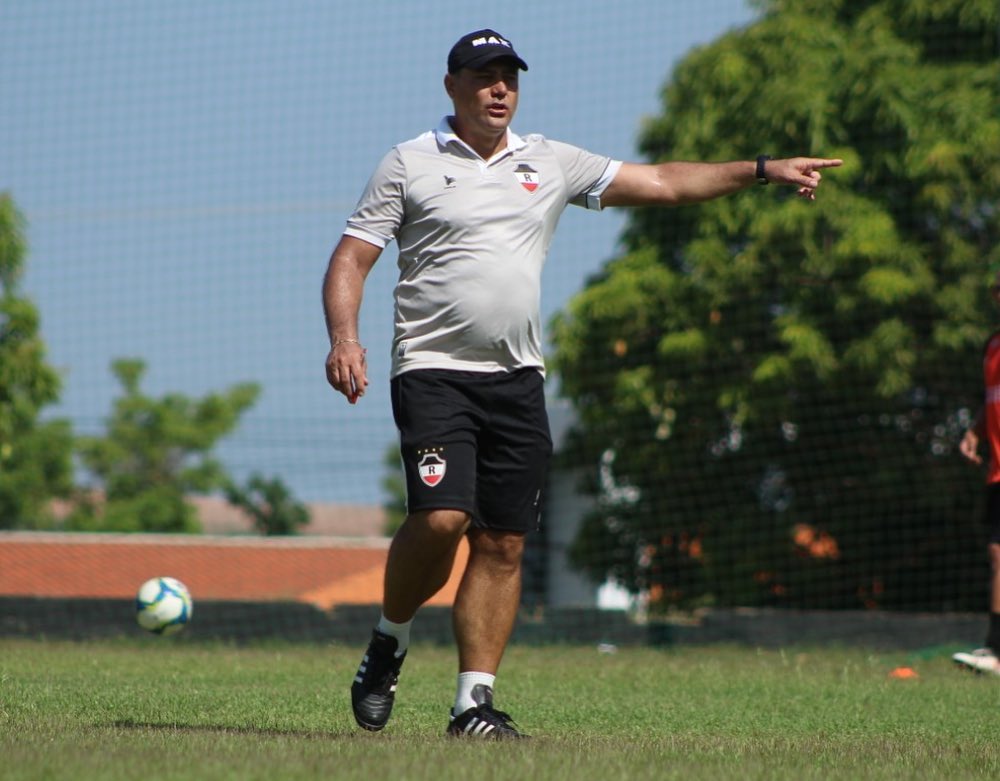 Piauiense: De olho em estreia, Márcio Goiano testa River contra vice-campeão da Série C