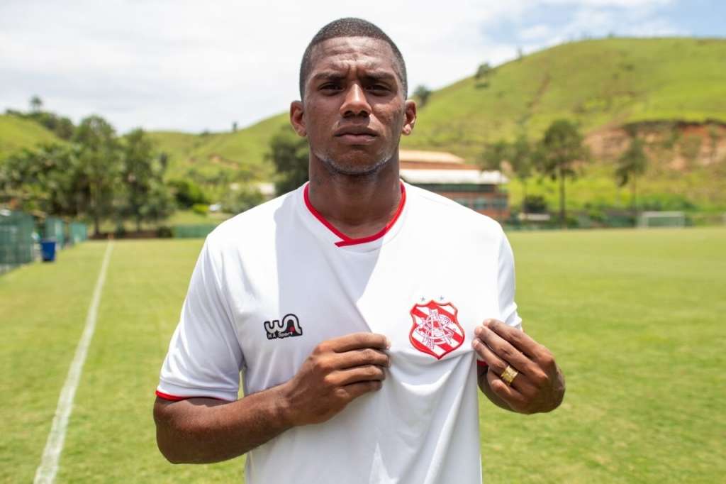 Bruno Moura trocou o Linense pelo Bangu