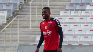 Paulistão: Lateral renova com o Athletico-PR e será emprestado para o Água Santa