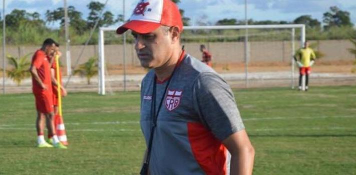 Revelado pelo Vasco, ex-goleiro do São Bernardo acerta com o CRB