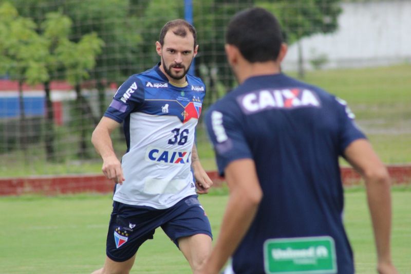 Paulistão: Ponte Preta tenta viabilizar contratação de Marlon para completar elenco