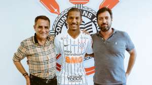 Corinthians oficializa a contratação do atacante Matheus Davó, ex-Guarani