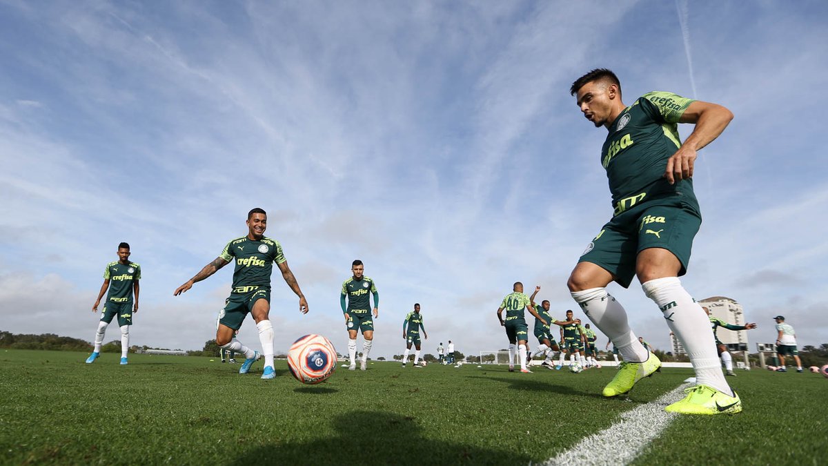 Com Felipe Melo na zaga, Palmeiras faz primeiro treinamento nos EUA