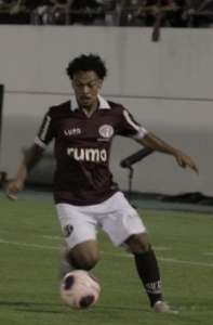 Pode-se projetar Claudinho da Ferroviária na rota do Claudinho do Bragantino