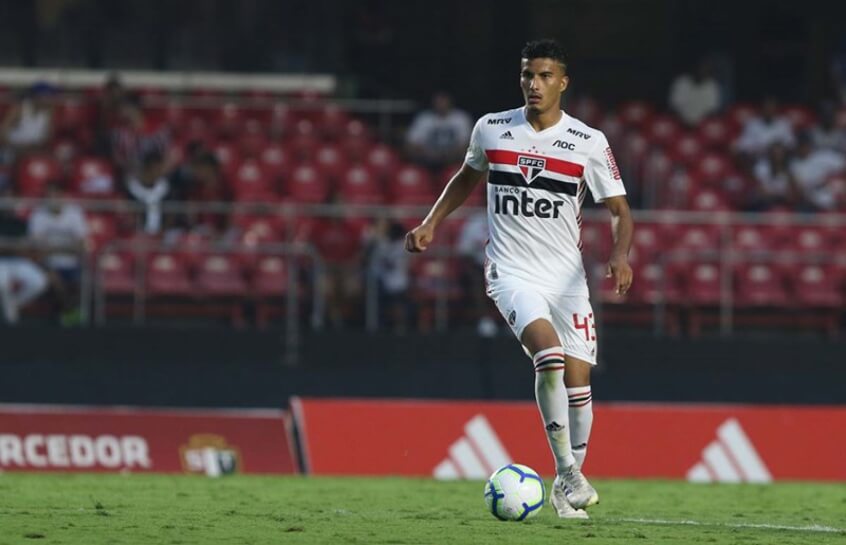 Zagueiro do São Paulo é cortado da Seleção e fica distante do Red Bull Bragantino