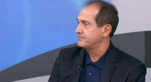 Dia do treinador, professor reconhecido, mas sofre em silêncio na calada da noite