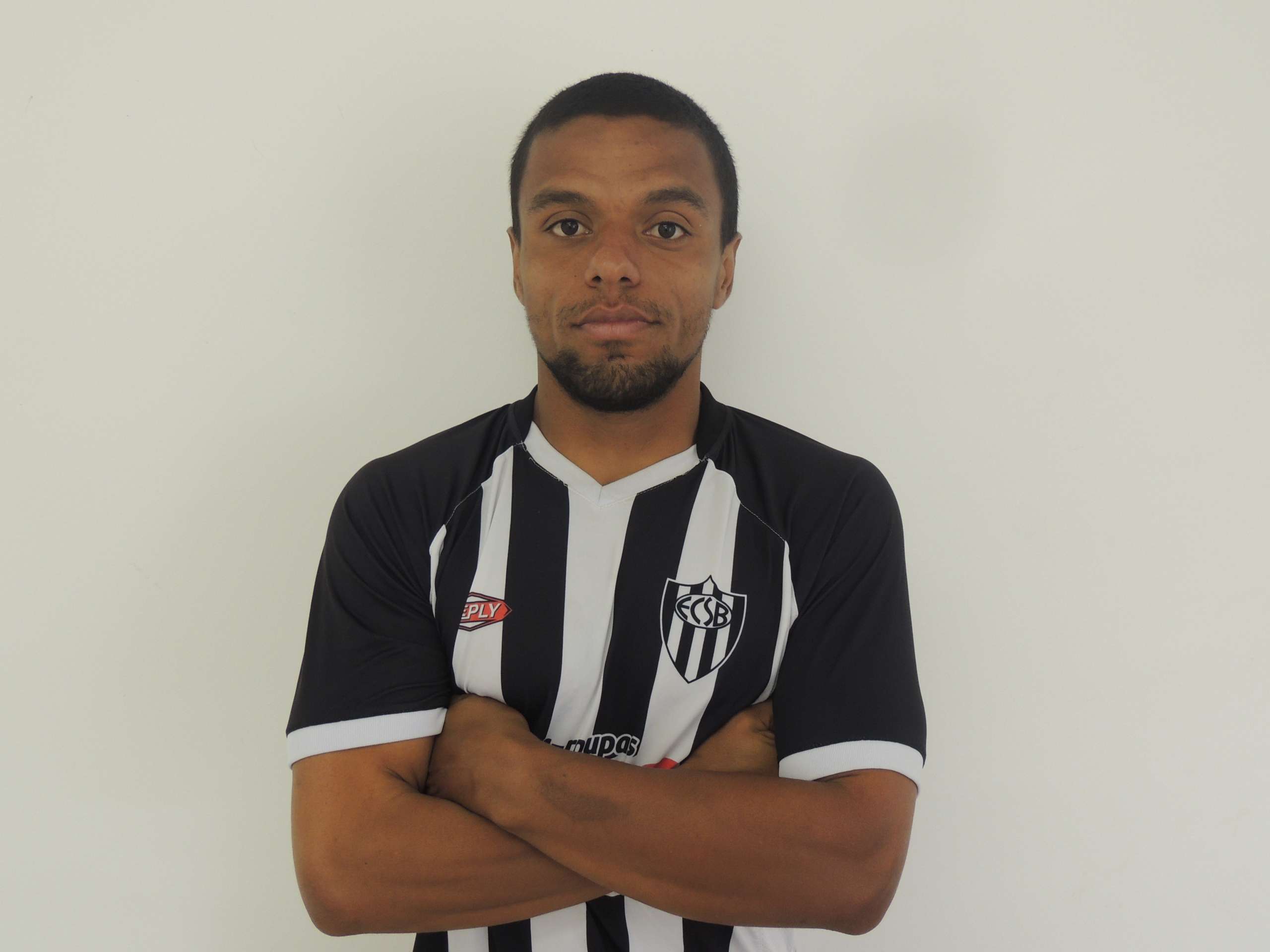 Paulista A3: EC São Bernardo contrata volante que jogou no rival e estava na Europa