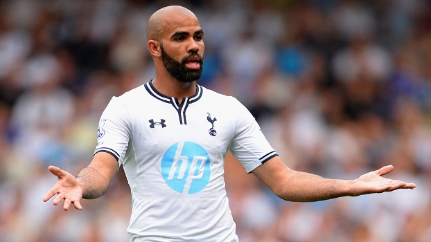 Goiano: Goiás deve anunciar ex-volante de Tottenham e Seleção Brasileira