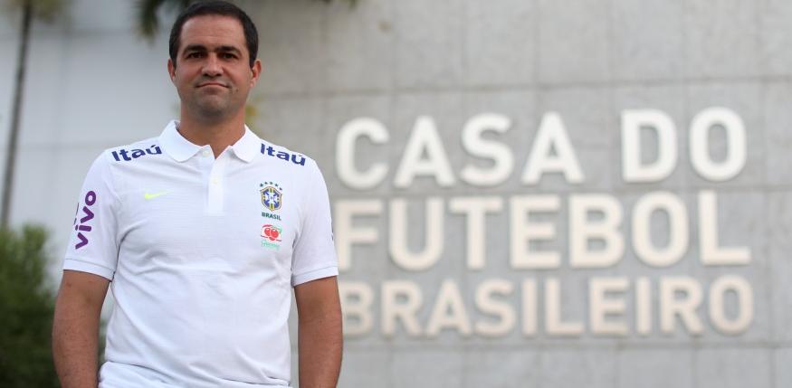 Seleção olímpica encerra preparação com goleada na Granja Comary