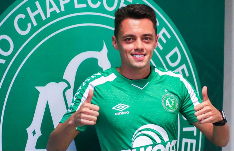 Ex-Santos, Matheus Ribeiro é apresentado pela Chapecoense: “Quero fazer história”