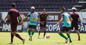 Paulistão: Em 'dia maluco', Ferroviária faz teste contra Barretos e Novorizontino