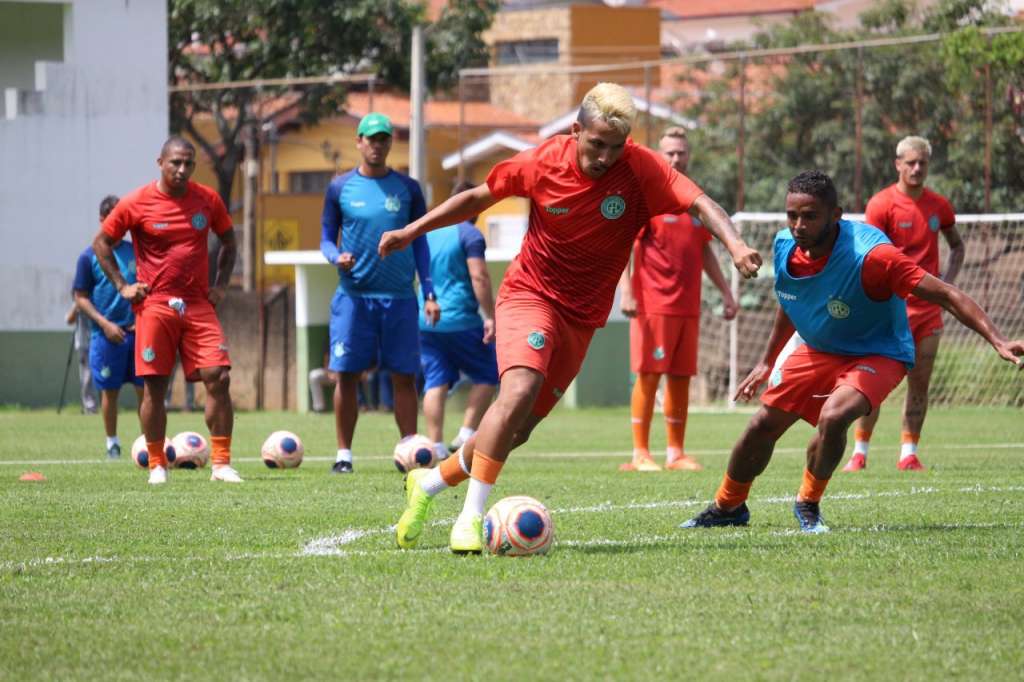 Giovanny é flagrado em treinamento no Guarani - David Oliveira / Guarani FC