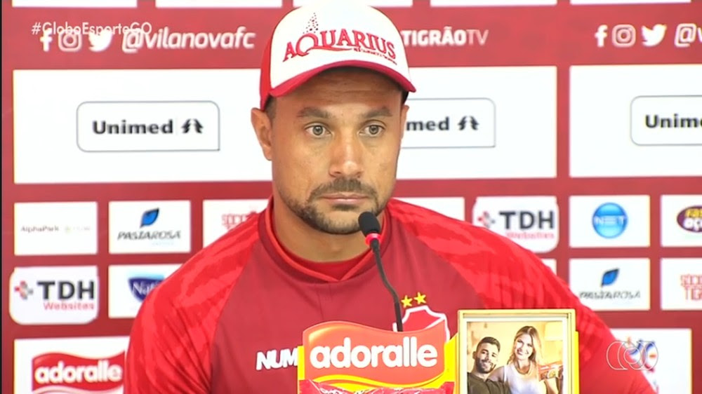 Time mais bagunçado de Goiás já tem o substituto de Estevam Soares